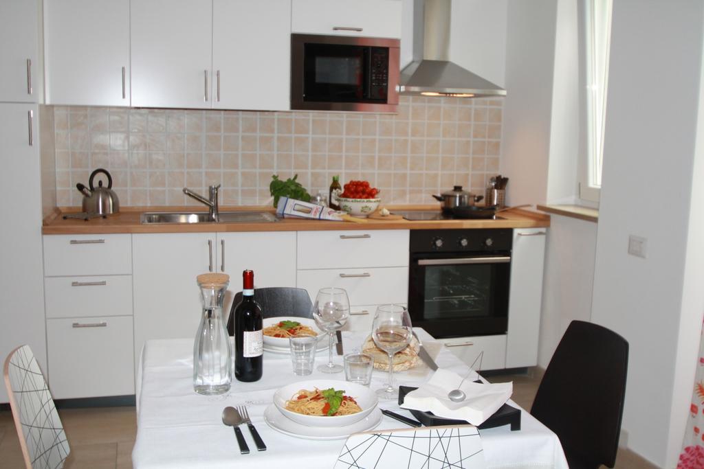 Appartamenti Giusy E Giusy 2 Сорренто Номер фото